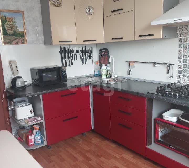 Продаётся 3-комнатная квартира, 61.7 м²