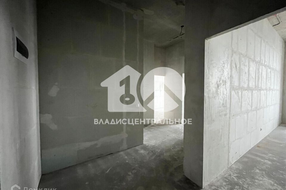 Продаётся 6-комнатная квартира, 137 м²