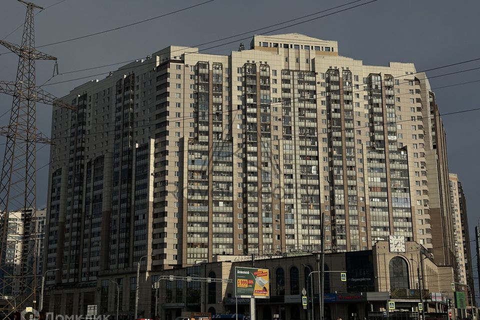 Продаётся 3-комнатная квартира, 101 м²