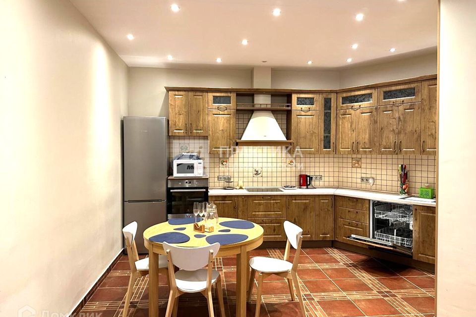 Продаётся 2-комнатная квартира, 61.3 м²