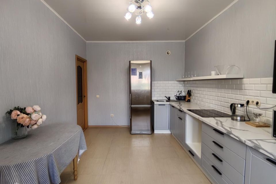 Продаётся 2-комнатная квартира, 69.2 м²