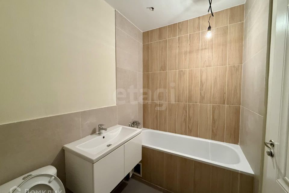 Продаётся 3-комнатная квартира, 77.8 м²