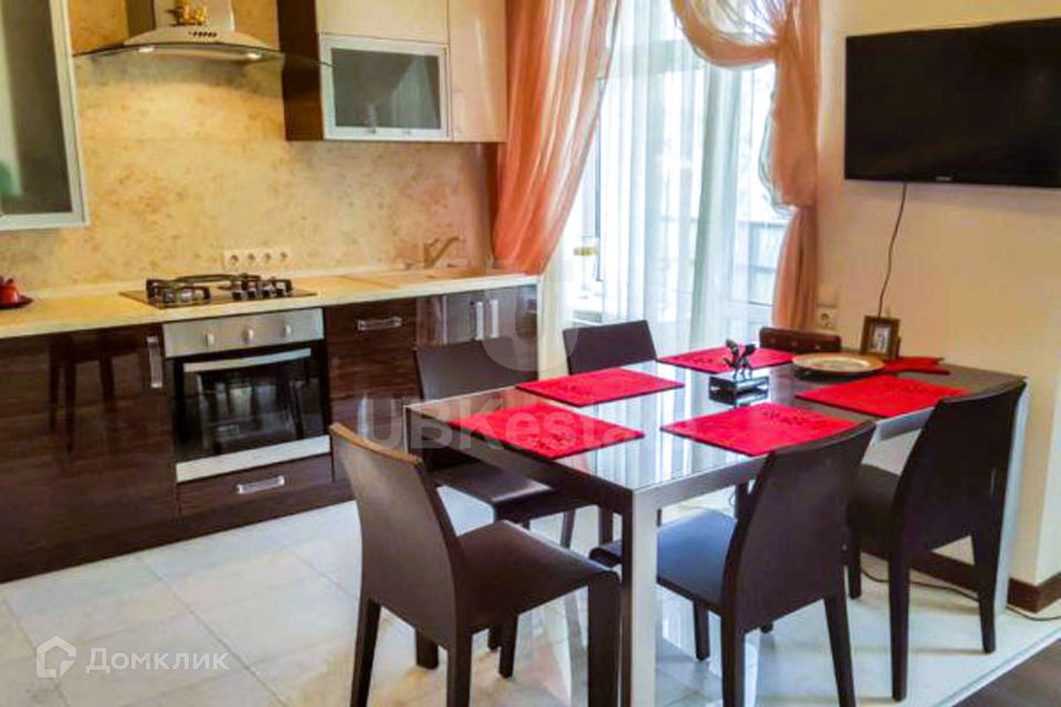 Продаётся 3-комнатная квартира, 94.3 м²