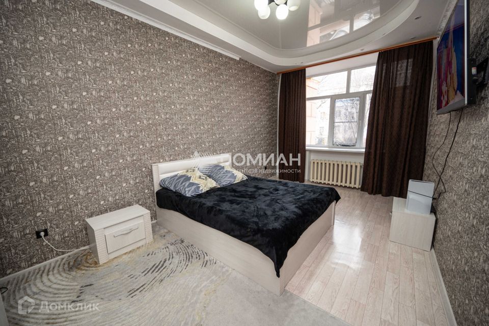 Продаётся 4-комнатная квартира, 98.4 м²
