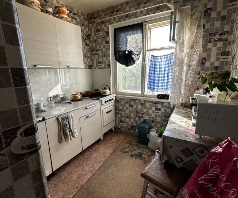 Продаётся 3-комнатная квартира, 59 м²