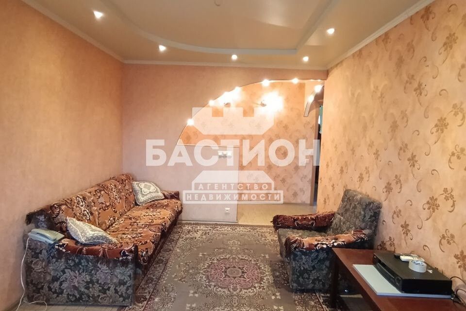 Продаётся 3-комнатная квартира, 58.2 м²