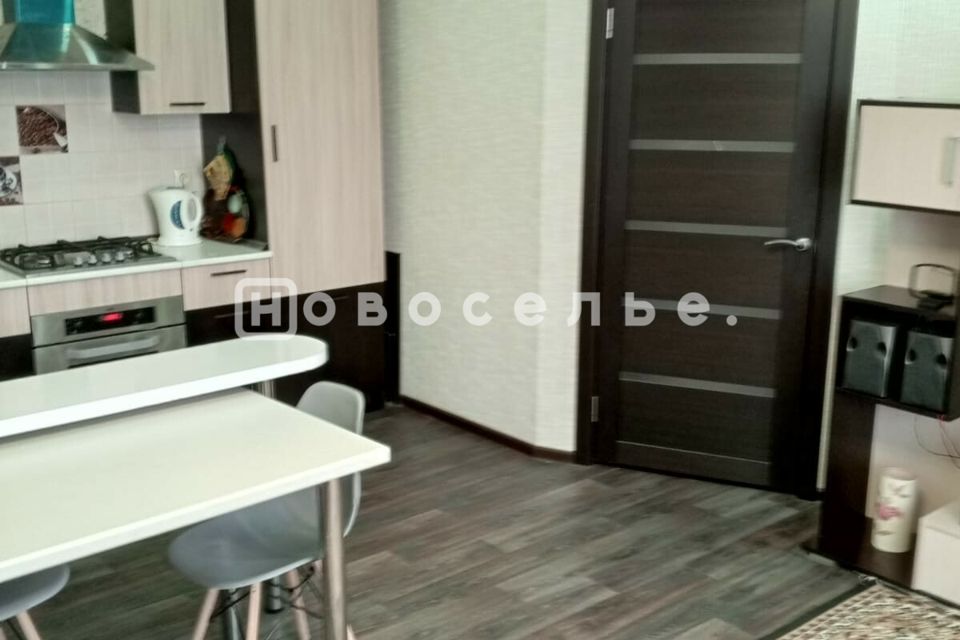 Продаётся 1-комнатная квартира, 52 м²