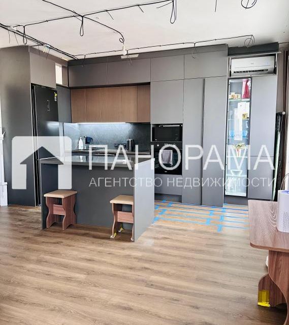 Продаётся 2-комнатная квартира, 60.2 м²