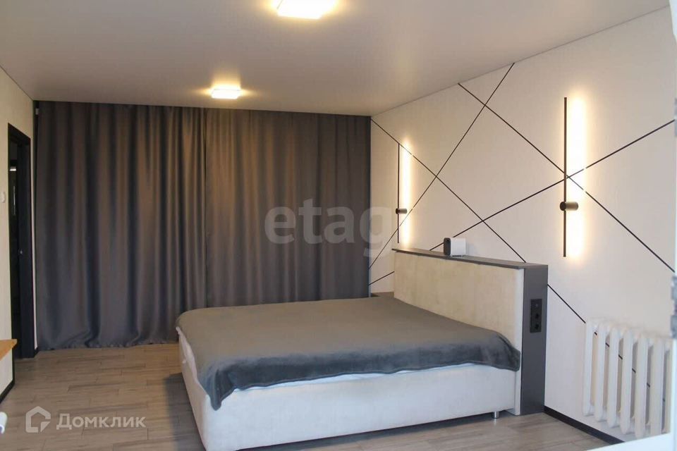 Продаётся 3-комнатная квартира, 105 м²