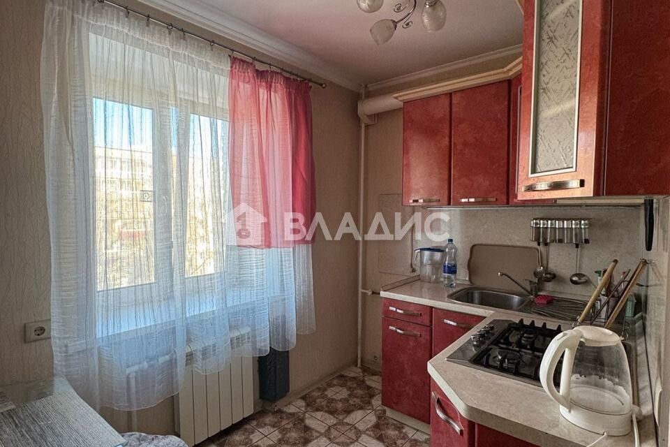 Продаётся 3-комнатная квартира, 57.5 м²