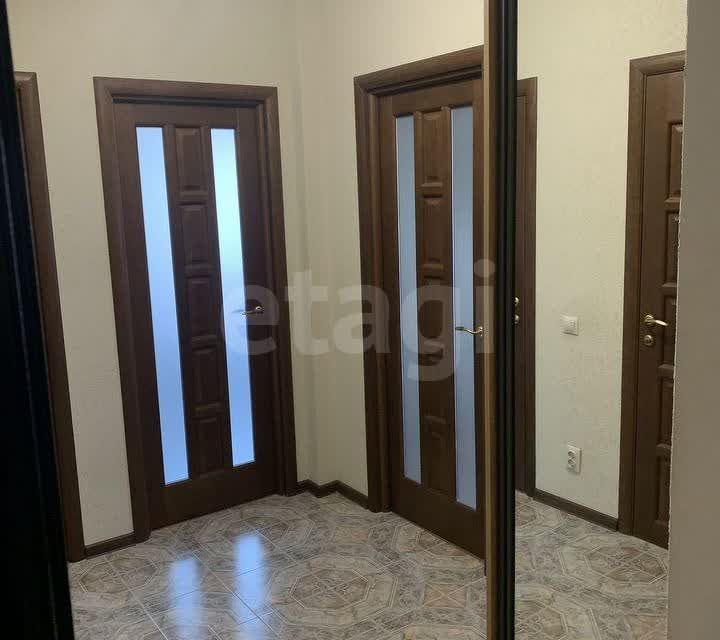 Продаётся 2-комнатная квартира, 55.8 м²