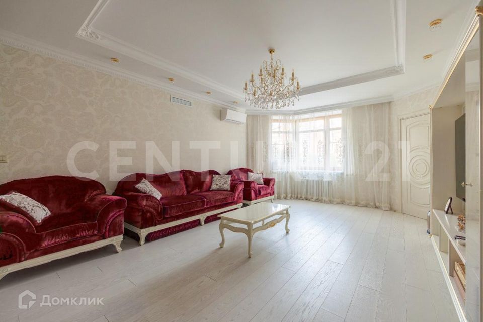 Продаётся 3-комнатная квартира, 96.6 м²