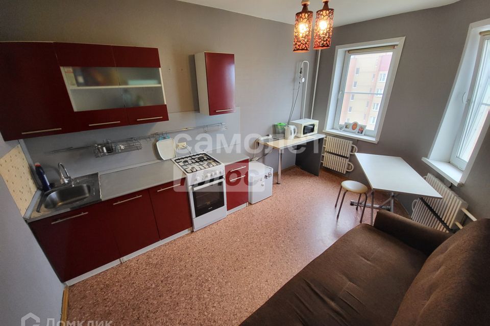 Продаётся 1-комнатная квартира, 41.9 м²