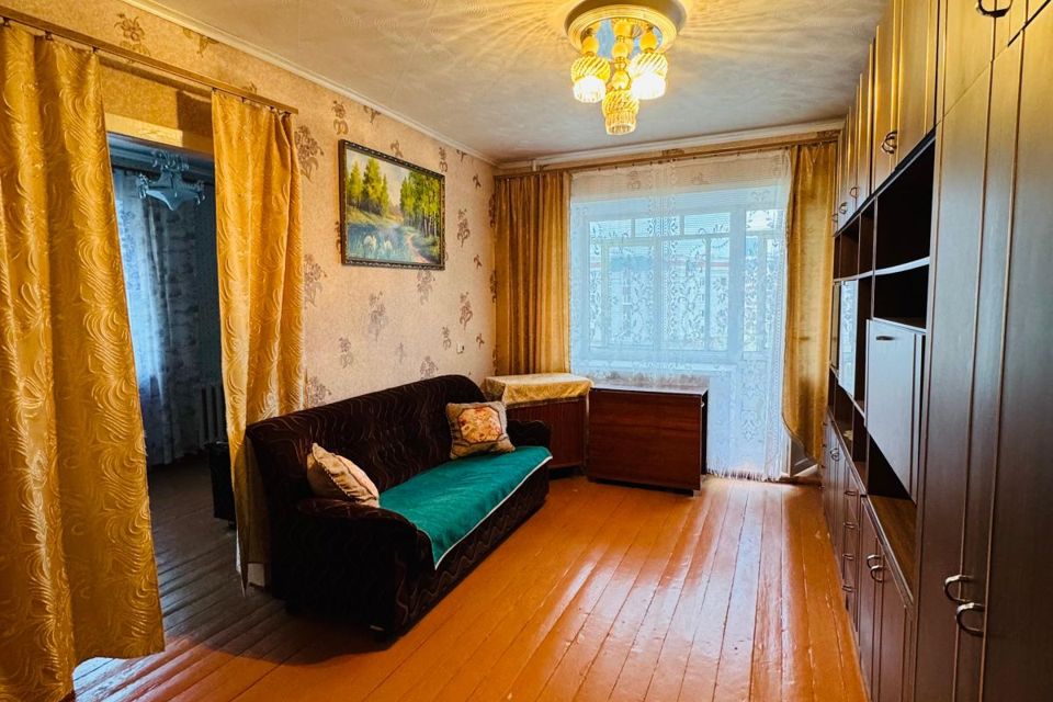 Продаётся 3-комнатная квартира, 51.7 м²