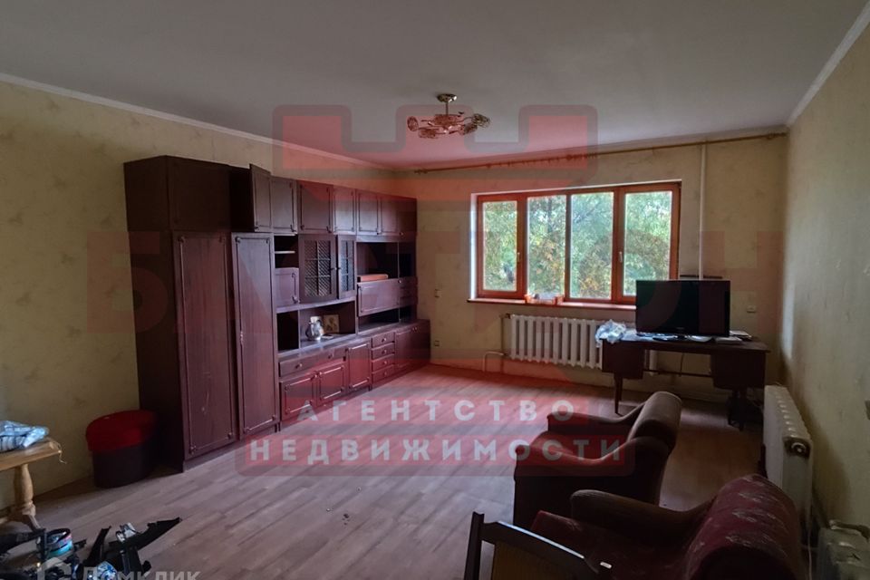 Продаётся 3-этажный дом, 360 м²