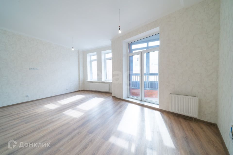Продаётся 2-комнатная квартира, 65.4 м²
