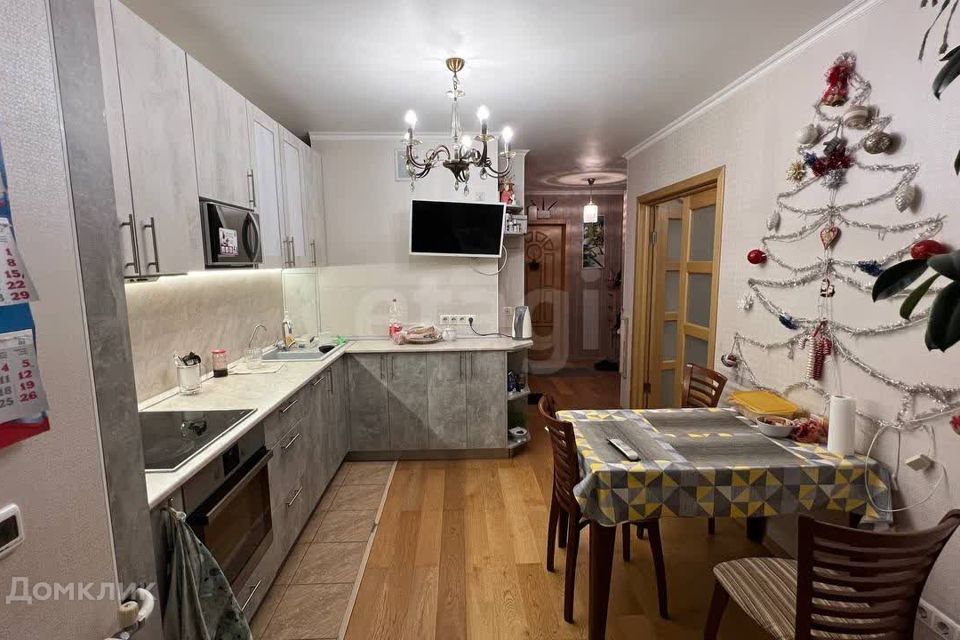 Продаётся 1-комнатная квартира, 41.71 м²