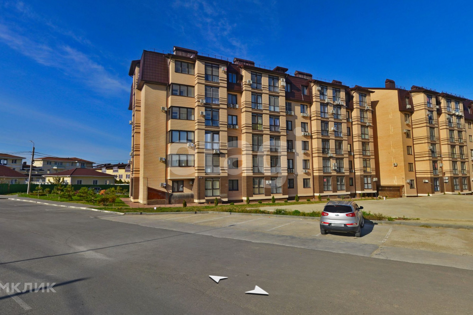 Продаётся 1-комнатная квартира, 42 м²