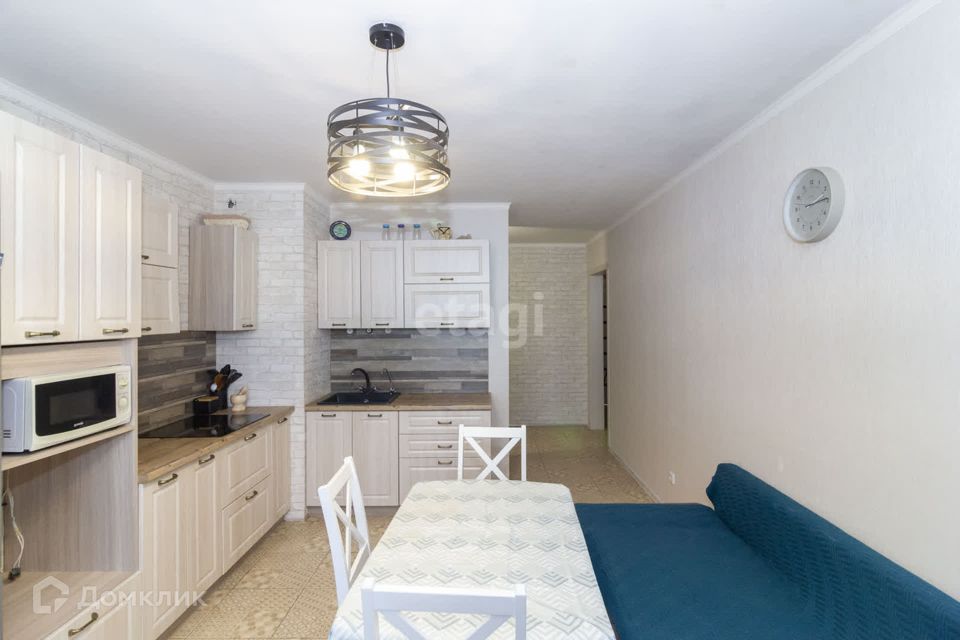 Продаётся 2-комнатная квартира, 66.2 м²