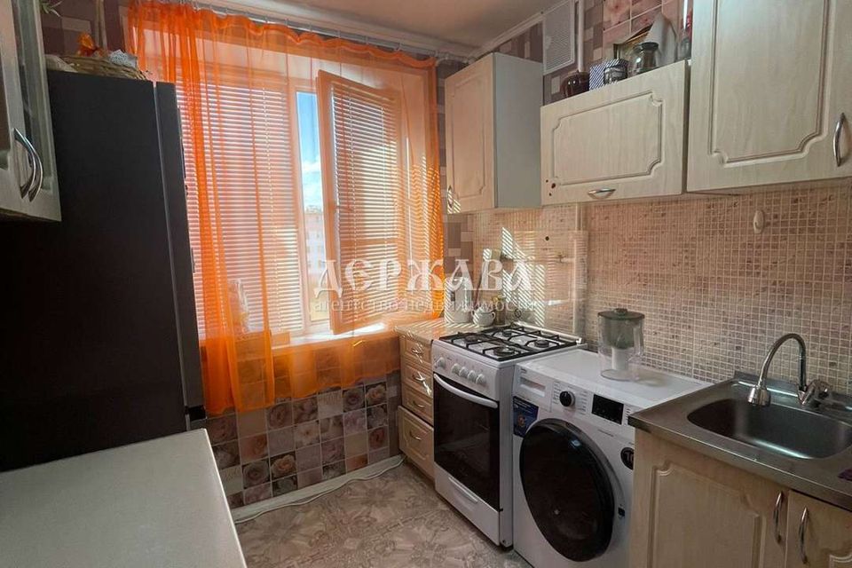 Сдаётся 3-комнатная квартира, 47 м²