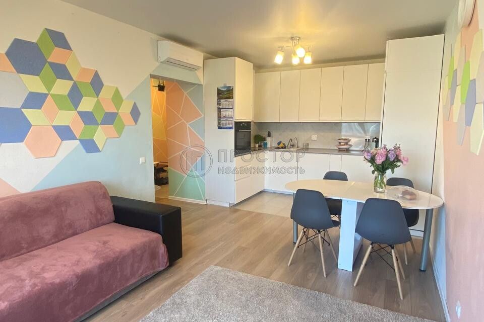 Продаётся 3-комнатная квартира, 77.9 м²