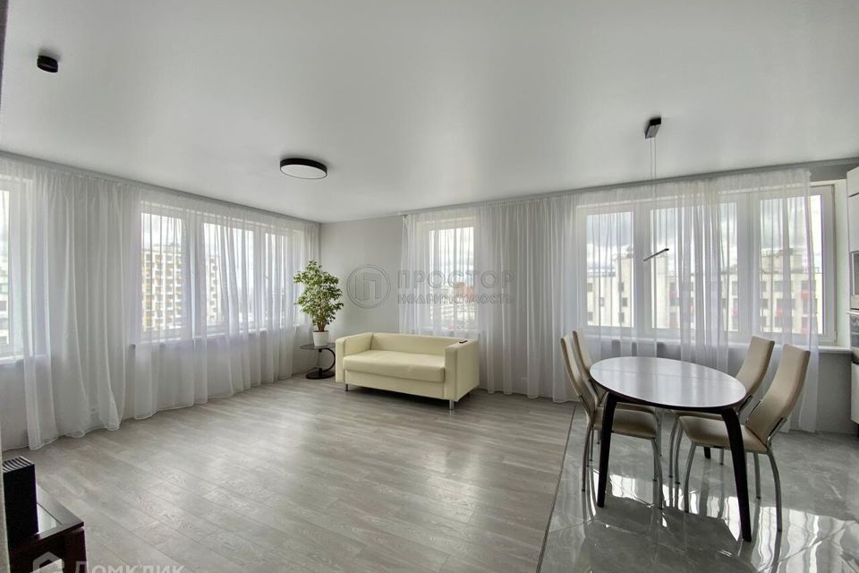 Продаётся 3-комнатная квартира, 83 м²