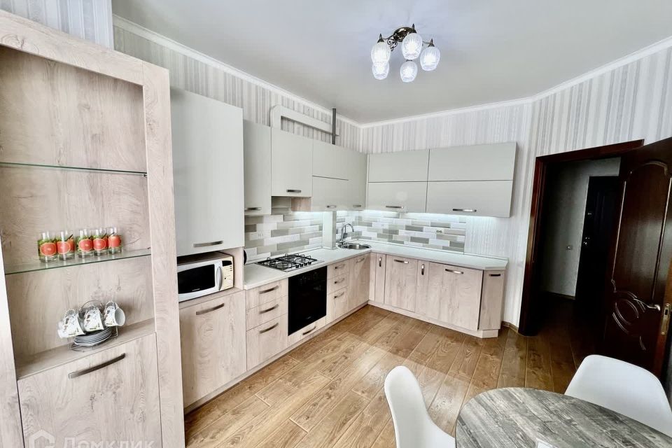 Сдаётся 1-комнатная квартира, 50 м²