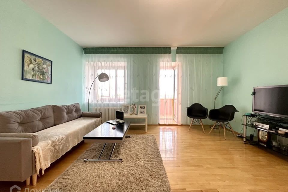 Продаётся 3-комнатная квартира, 70.5 м²