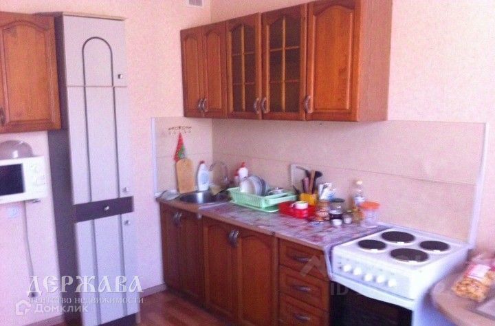 Сдаётся 2-комнатная квартира, 65 м²