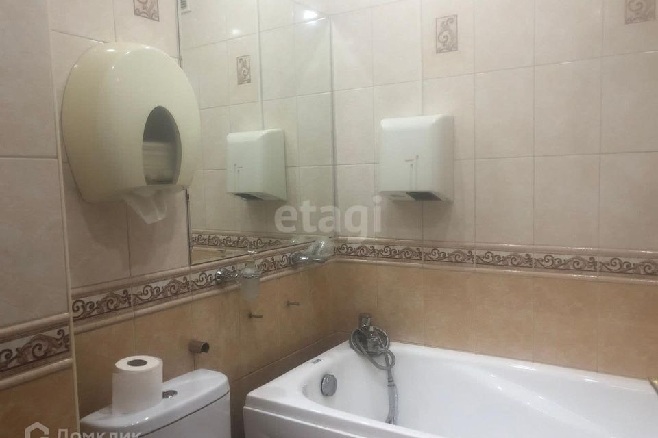Продаётся 3-комнатная квартира, 60 м²