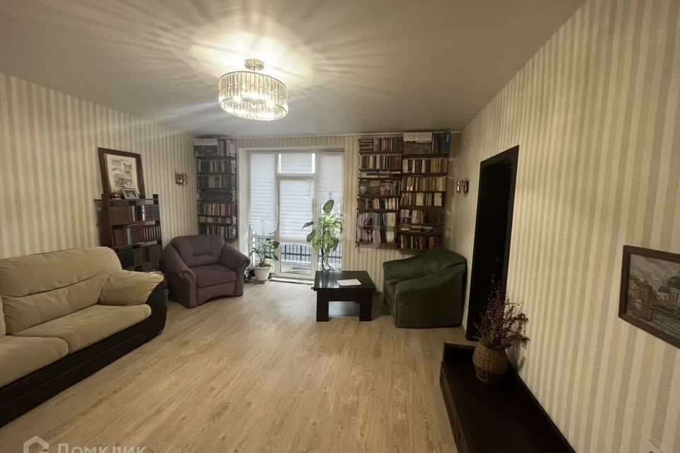 Продаётся 3-комнатная квартира, 63 м²