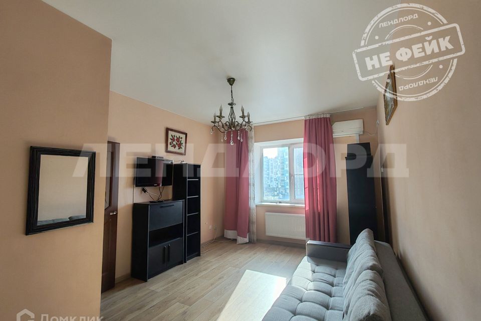 Сдаётся 1-комнатная квартира, 38 м²