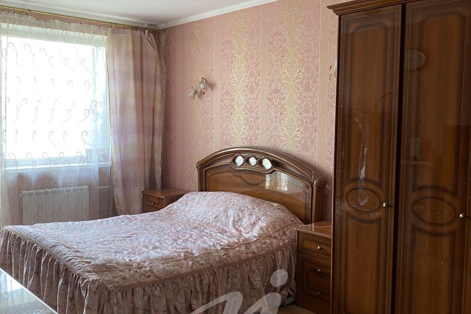 Сдаётся 2-комнатная квартира, 58 м²