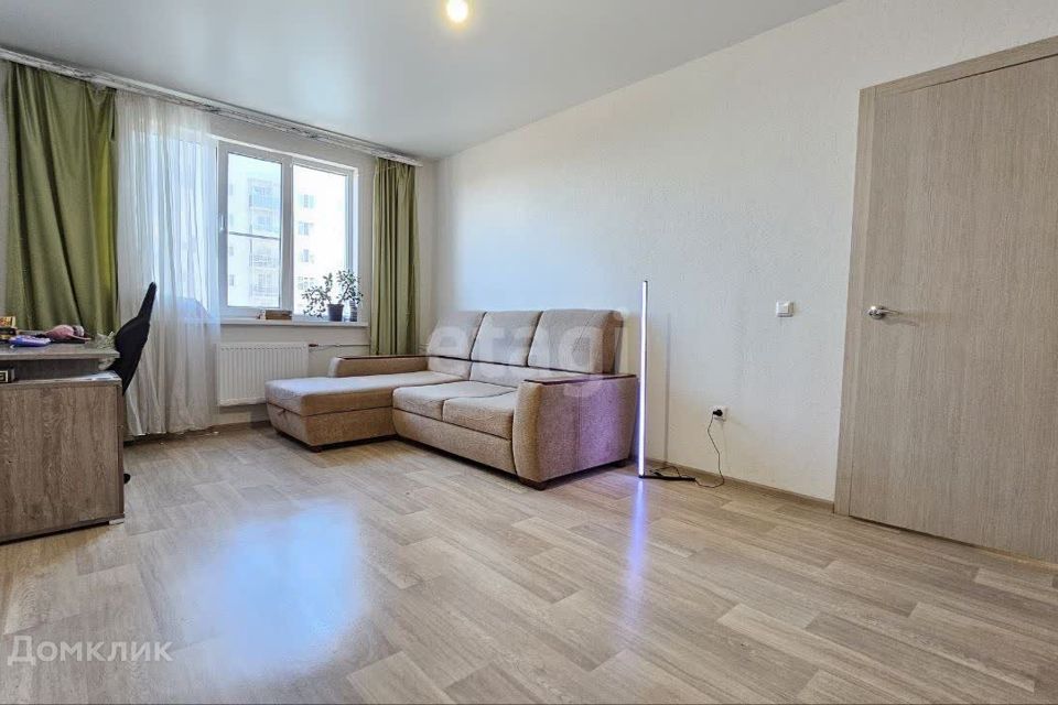 Продаётся 1-комнатная квартира, 37.3 м²