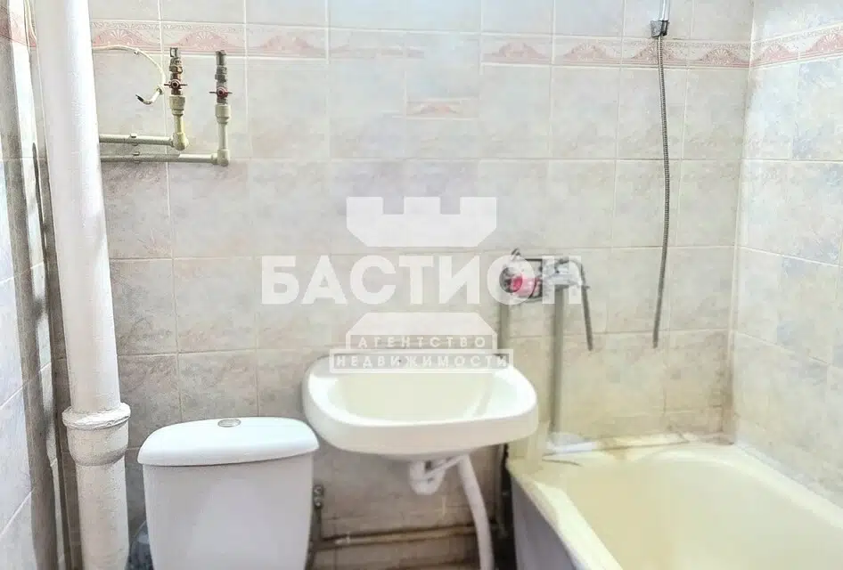 Продаётся 1-комнатная квартира, 40 м²
