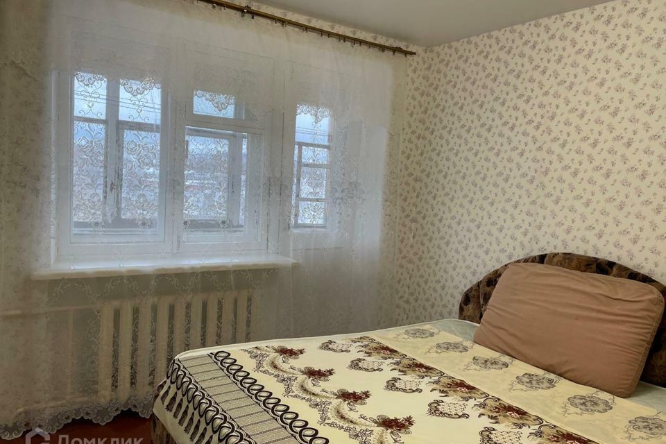 Сдаётся 2-комнатная квартира, 63 м²