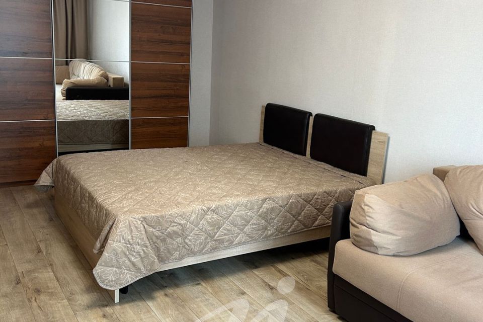 Сдаётся 1-комнатная квартира, 35 м²