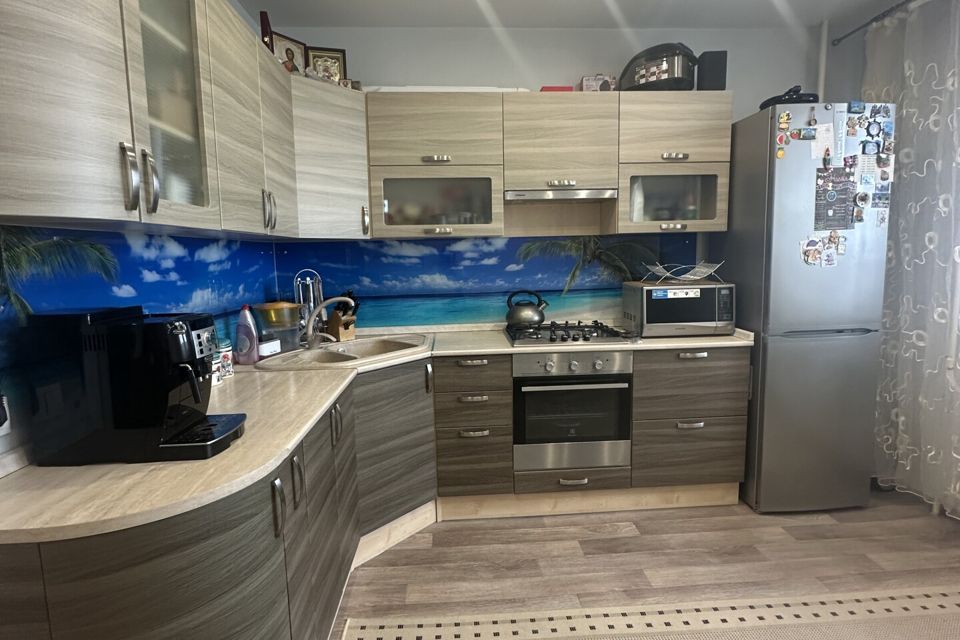 Продаётся 2-комнатная квартира, 62.8 м²