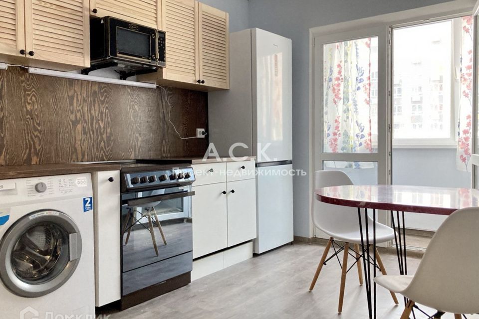 Продаётся 2-комнатная квартира, 56.4 м²