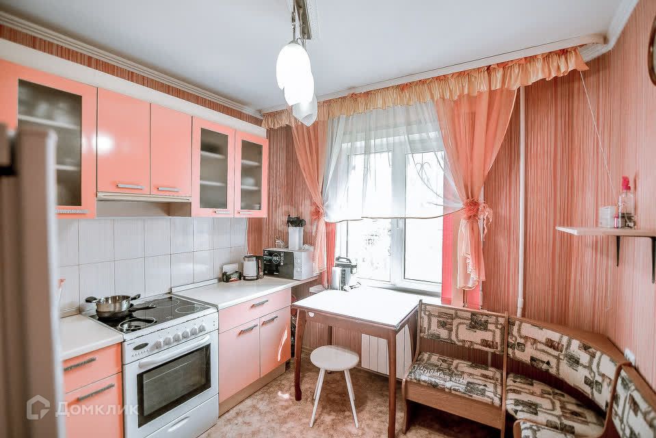 Продаётся 1-комнатная квартира, 41 м²