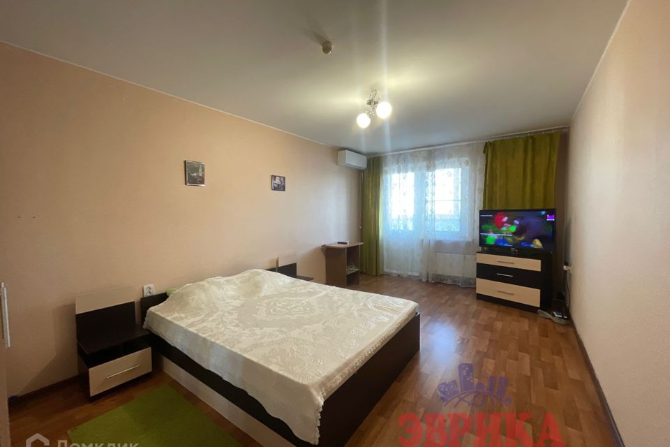 Сдаётся 1-комнатная квартира, 38 м²