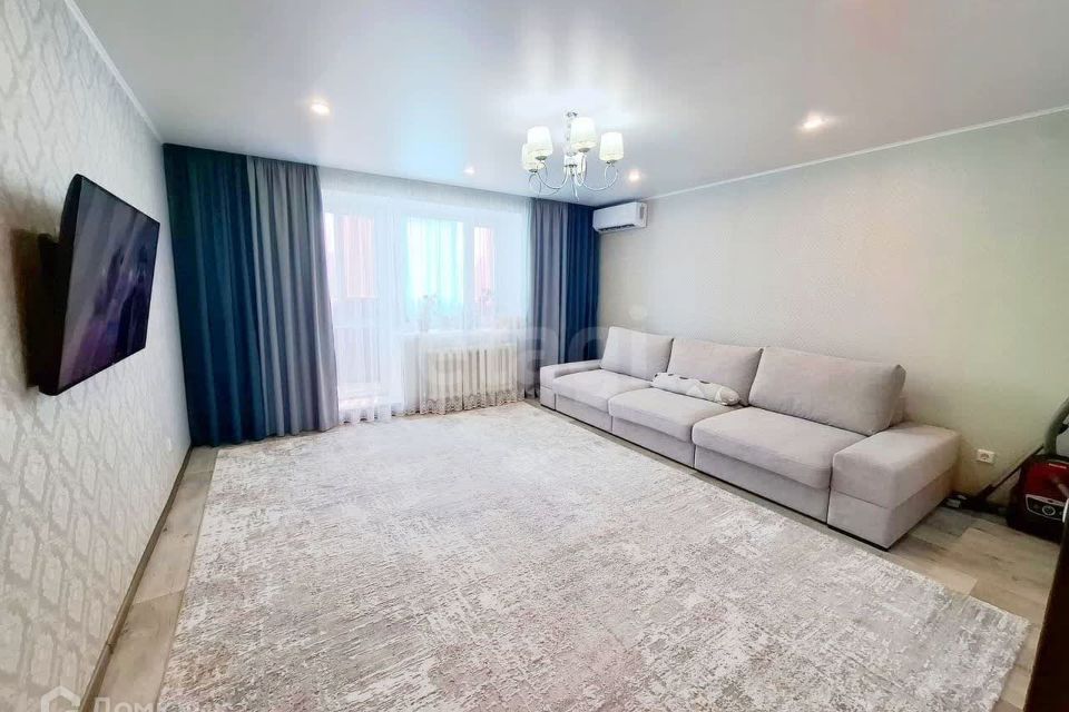 Продаётся 3-комнатная квартира, 62.6 м²