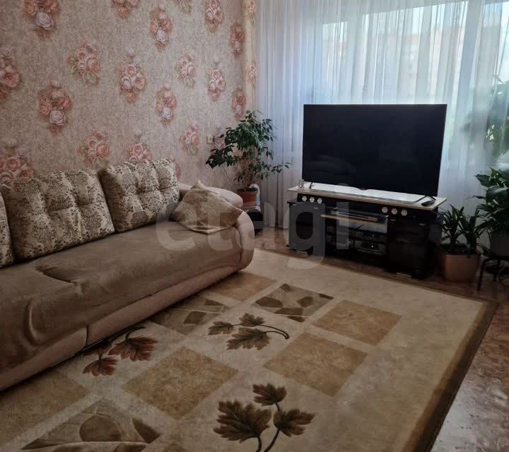 Продаётся 3-комнатная квартира, 65 м²