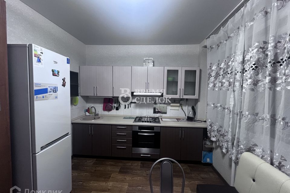 Сдаётся 2-комнатная квартира, 65 м²