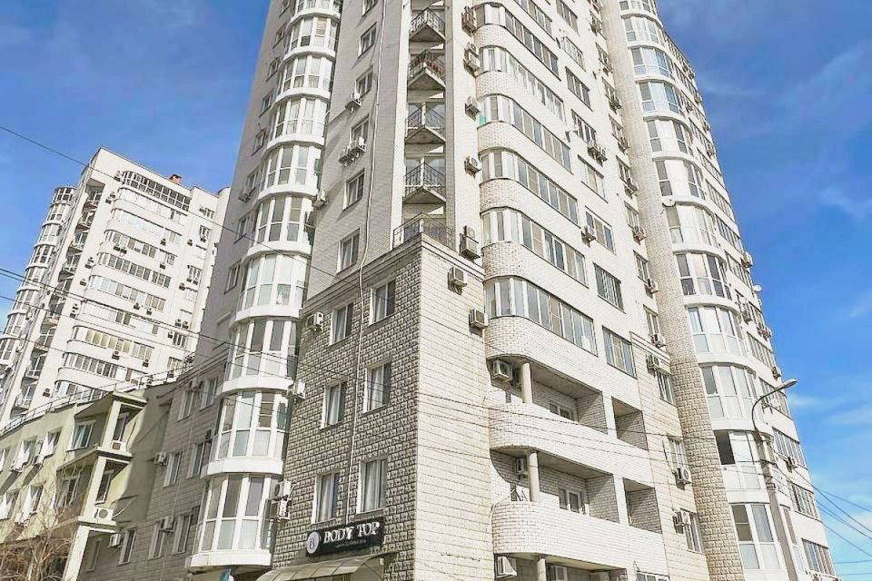 Продаётся 3-комнатная квартира, 98.1 м²