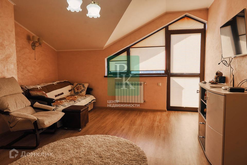 Продаётся 2-комнатная квартира, 74 м²