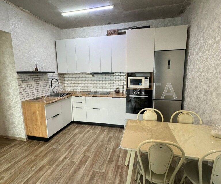 Продаётся 2-комнатная квартира, 57 м²