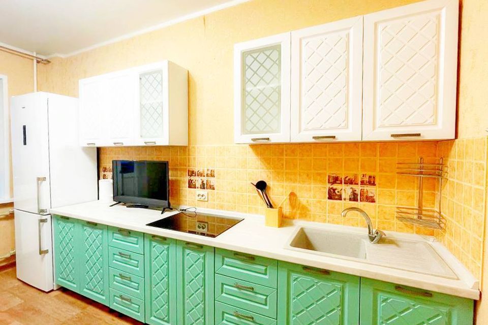 Продаётся 1-комнатная квартира, 51.8 м²