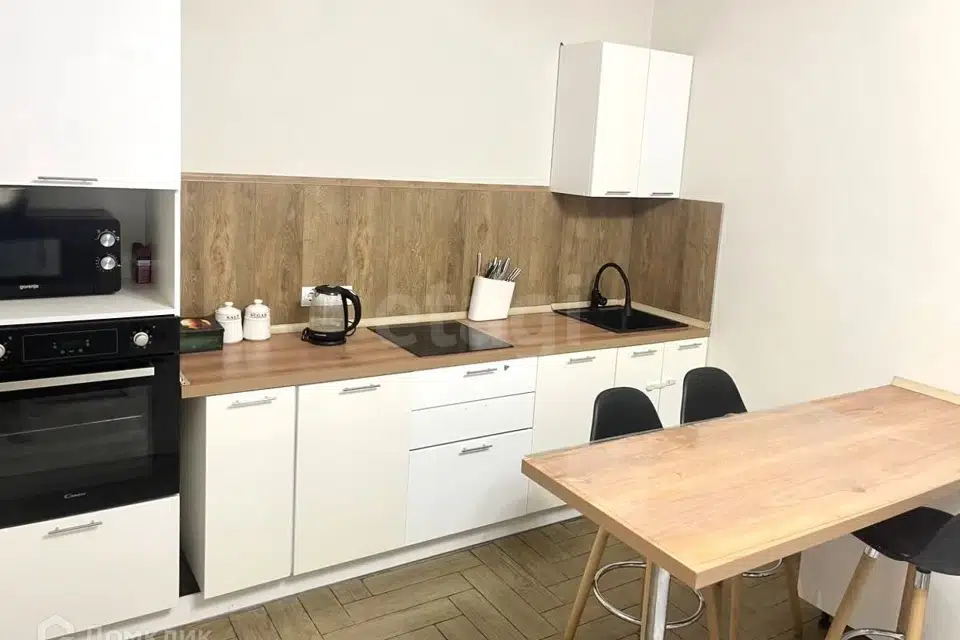 Продаётся 2-комнатная квартира, 57.3 м²