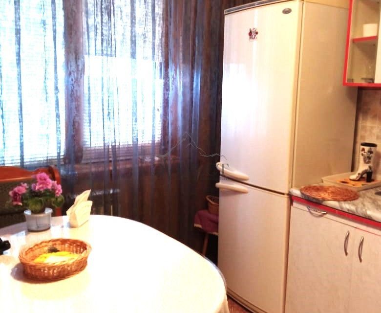 Продаётся 3-комнатная квартира, 63 м²